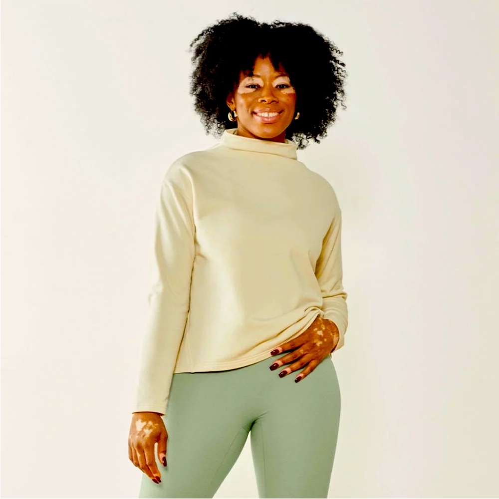 Aday Biofleece Sweatshirt in ivory, size small